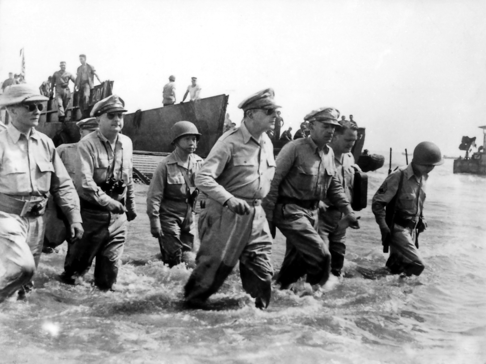 General Douglas MacArthur, Leyte Landing 20th October 1944